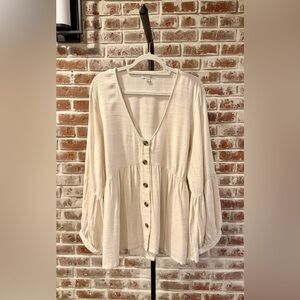 American Eagle Outfitters Cream V-Neck Blouse